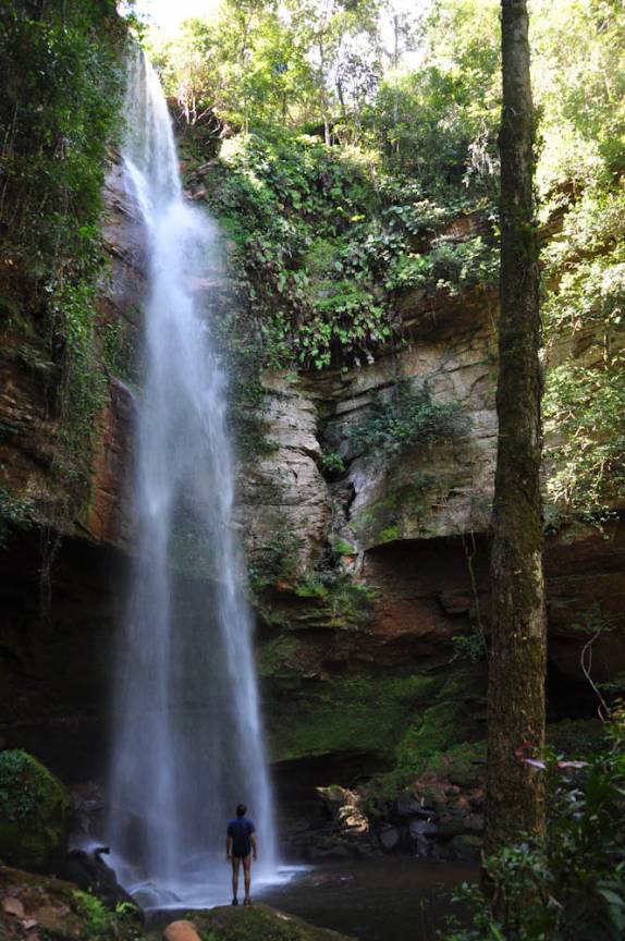 Contemplando a Cachoeira do Roncador, a mais alta de Taquaruçu - TO